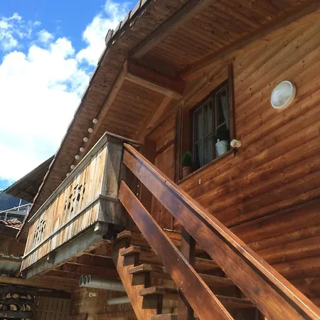 Diana Lakefront רינגנברג