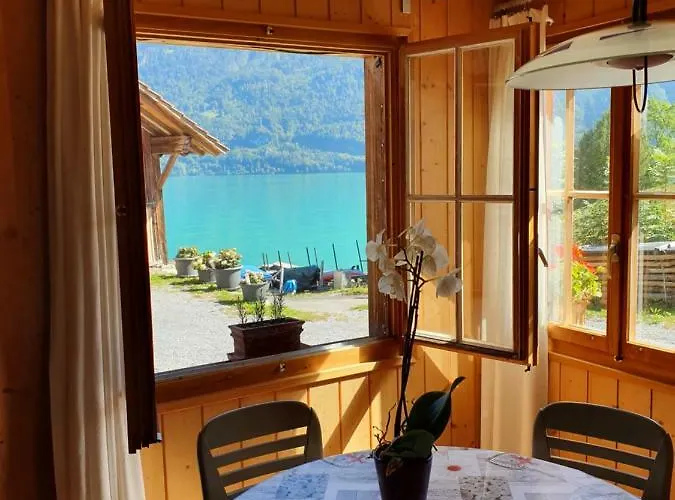 戴安娜湖畔公园